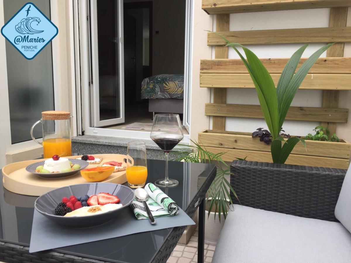 At Maries Beach House Peniche 1 ภายนอก รูปภาพ
